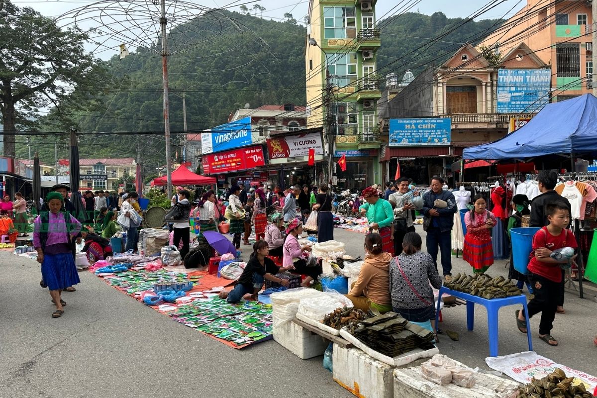 Pho Bang Market, Ha Giang
